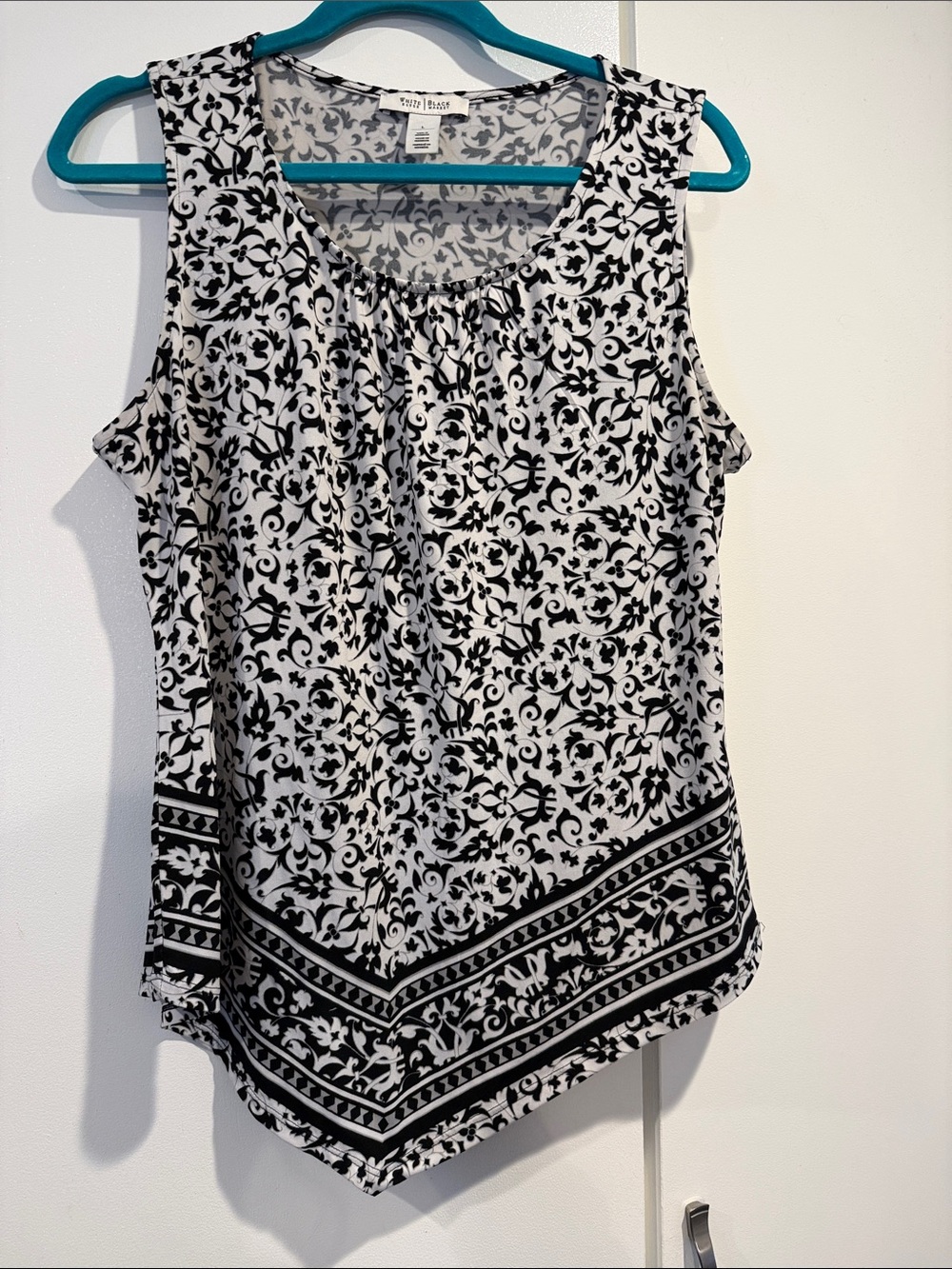 White House Black Market: Black and White Floral Border Sleeveless Tank